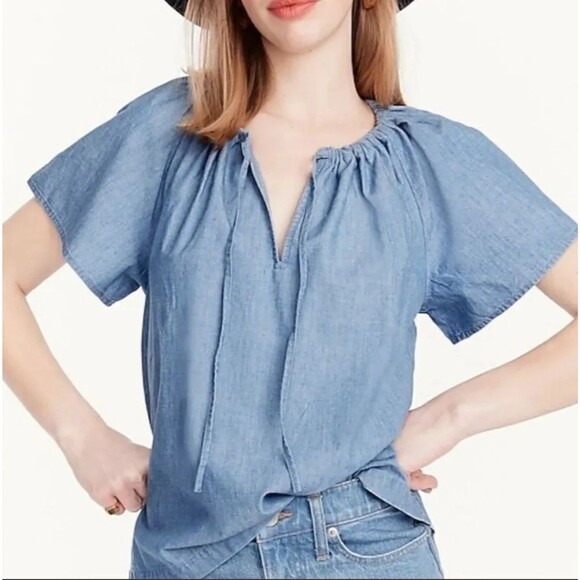J.CREW Tops - J. Crew Chambray Blue Short Puff Sleeve Blouse Women's Large NWT